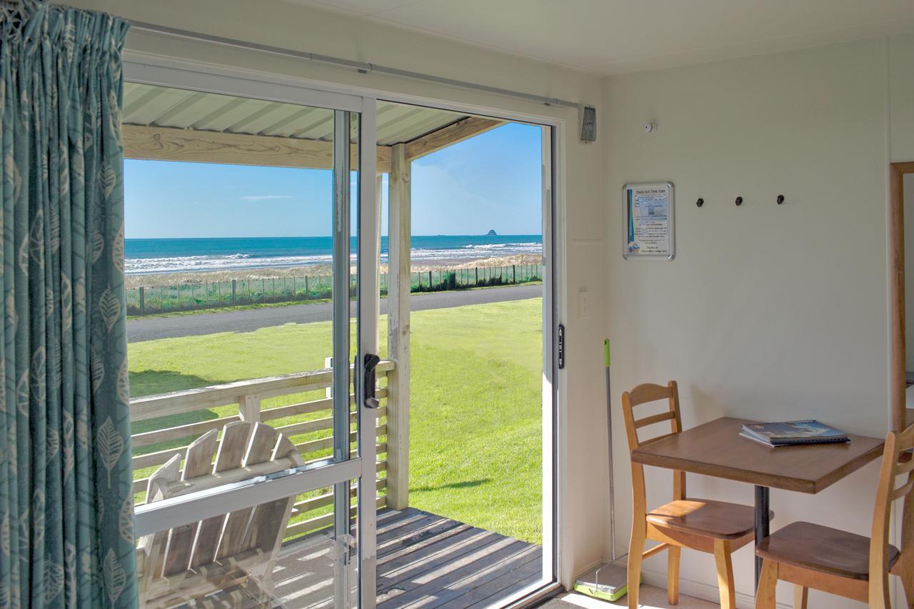 Oakura Beach Holiday Park Екстериор снимка
