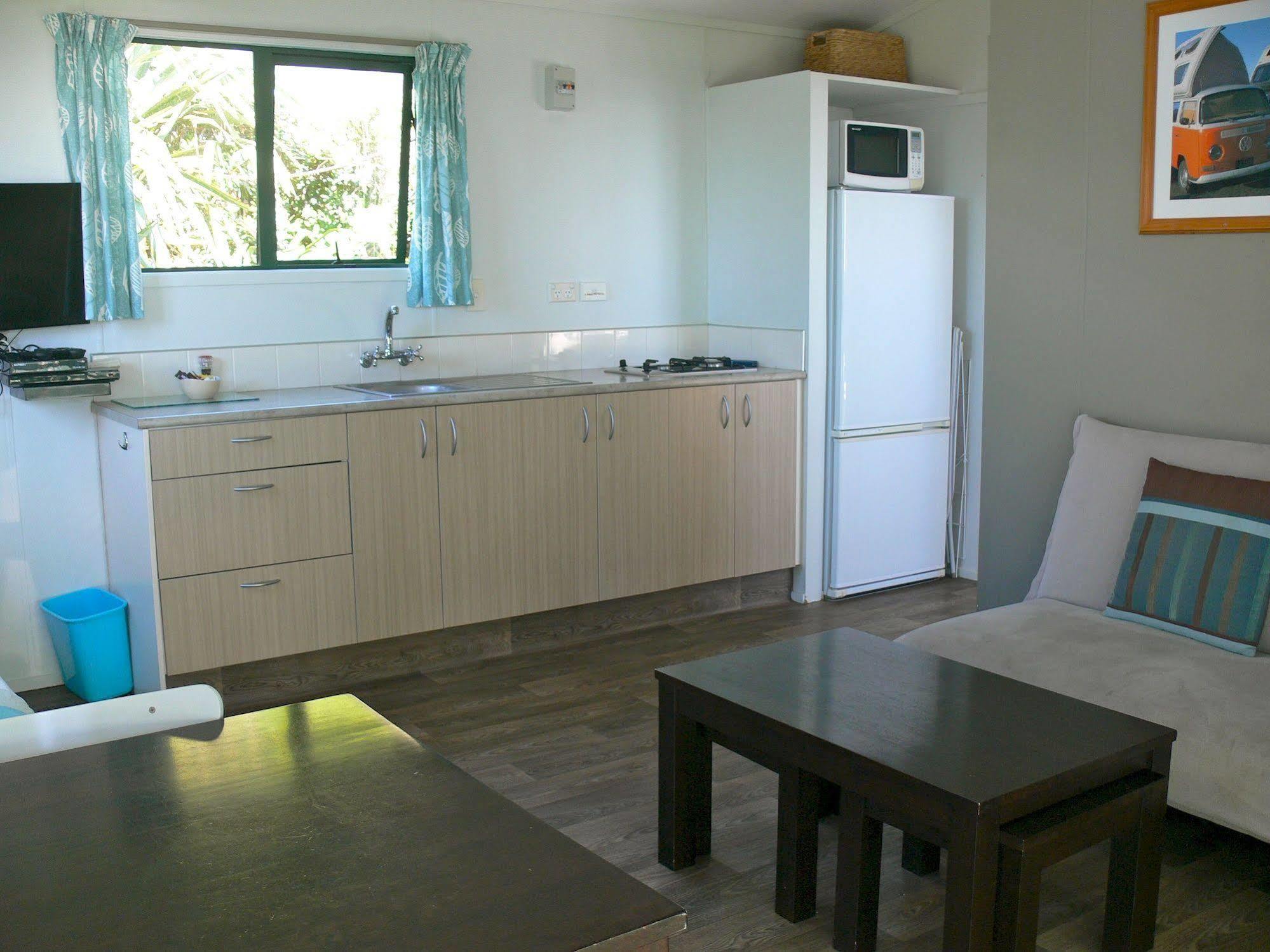 Oakura Beach Holiday Park Екстериор снимка
