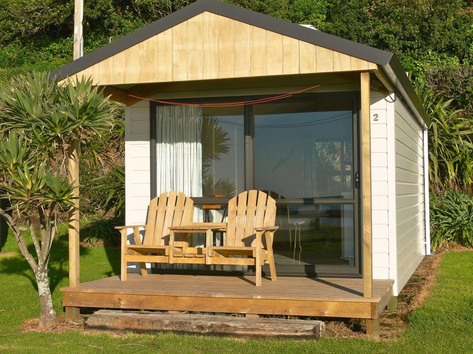 Oakura Beach Holiday Park Екстериор снимка